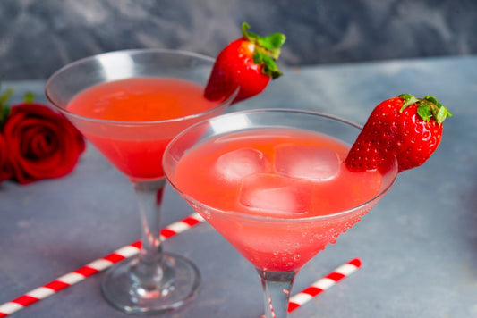 Pink Lemonade sin azúcar con frutos rojos y Syrup AluSweet — trago refrescante y elegante