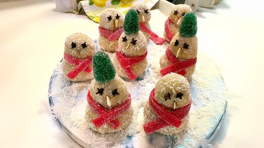 Muñecos de nieve de coco y leche condensada sin azúcar
